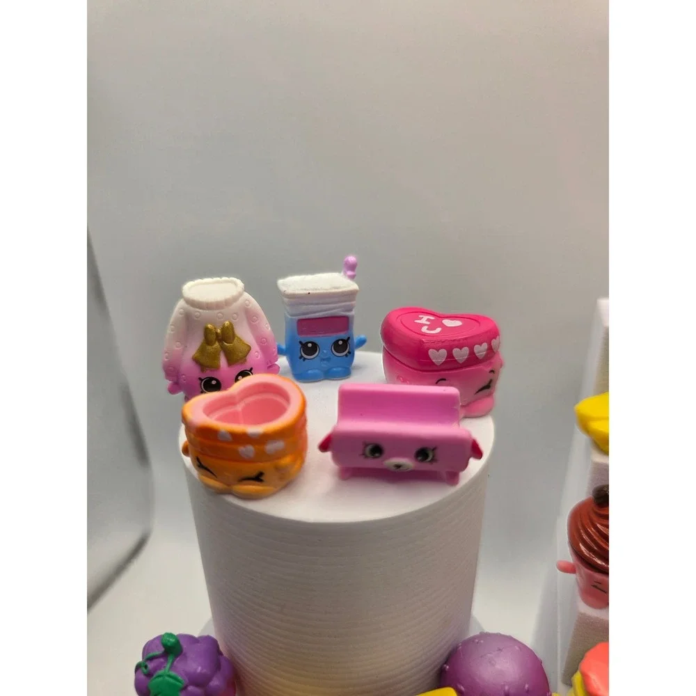 Shopkins Moose Toys Mixed Lot 22 Figures Food Grocery Accessories Miniature Toys - Picture 2 of 4